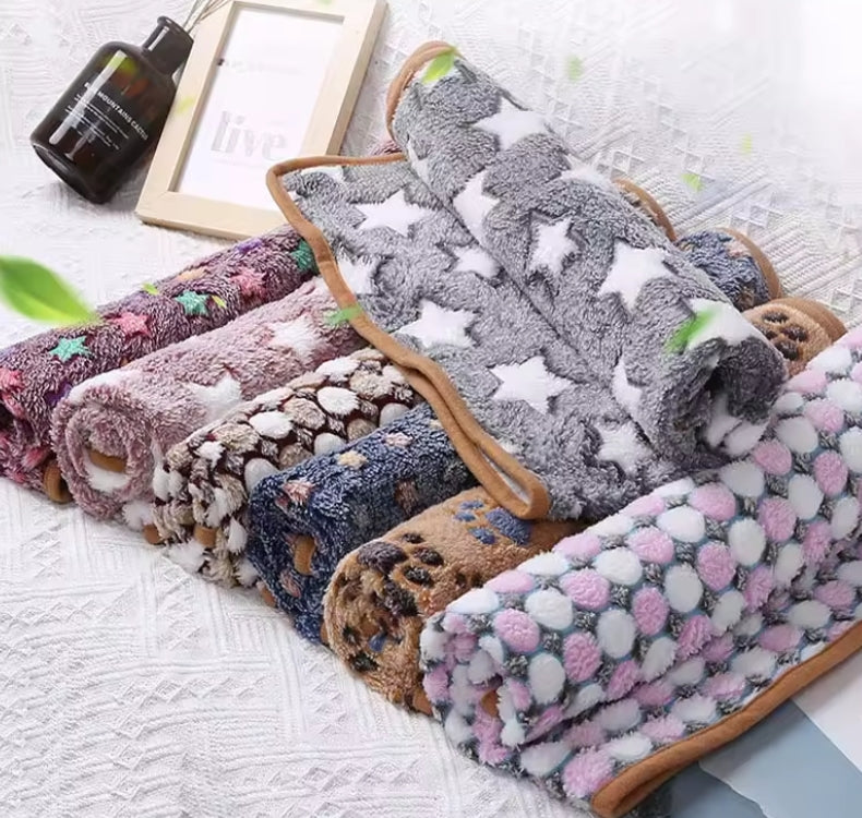 Soft And Fluffy Pet Dog Blanket Cute Star Printing Pet Mat Warm Breathable Skin Friendly Cats And Dogs Bed Blanket Pet Supplies